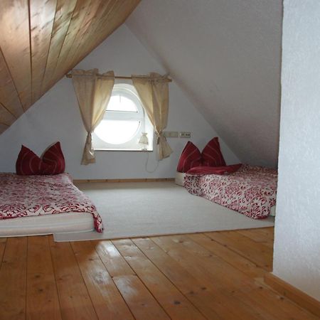 Schwalbennest Kaisitz Apartment ภายนอก รูปภาพ